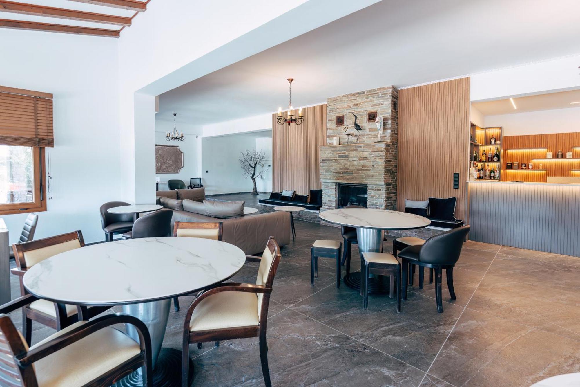 Hotel Agistro Ангистрон Экстерьер фото