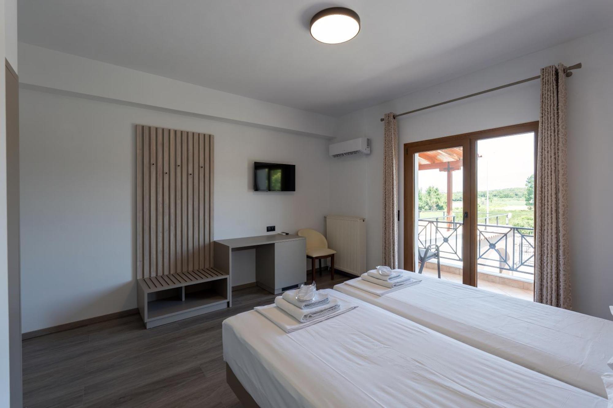 Hotel Agistro Ангистрон Экстерьер фото