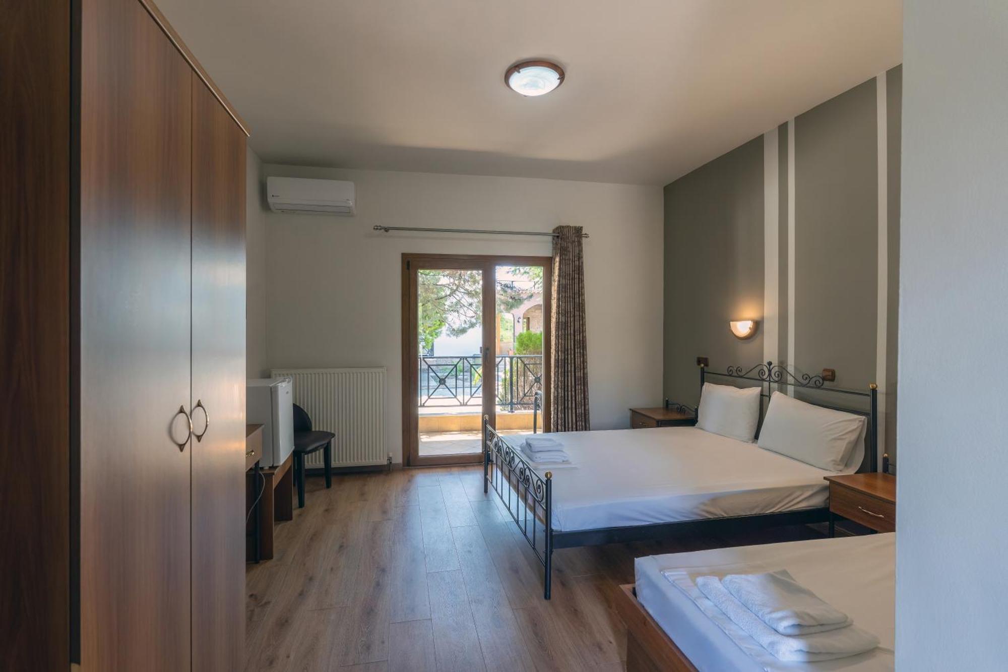 Hotel Agistro Ангистрон Экстерьер фото